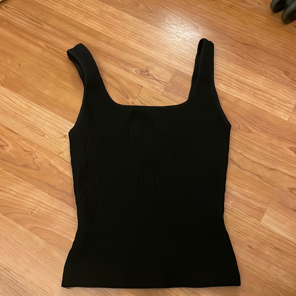 Aritzia babaton sculpt tank regular length black size XS